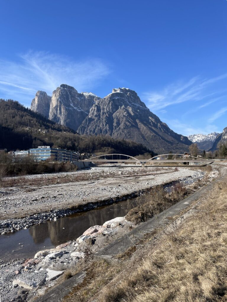 Sottopasso e passerella ciclo-pedonale sul Fiume Cordevole